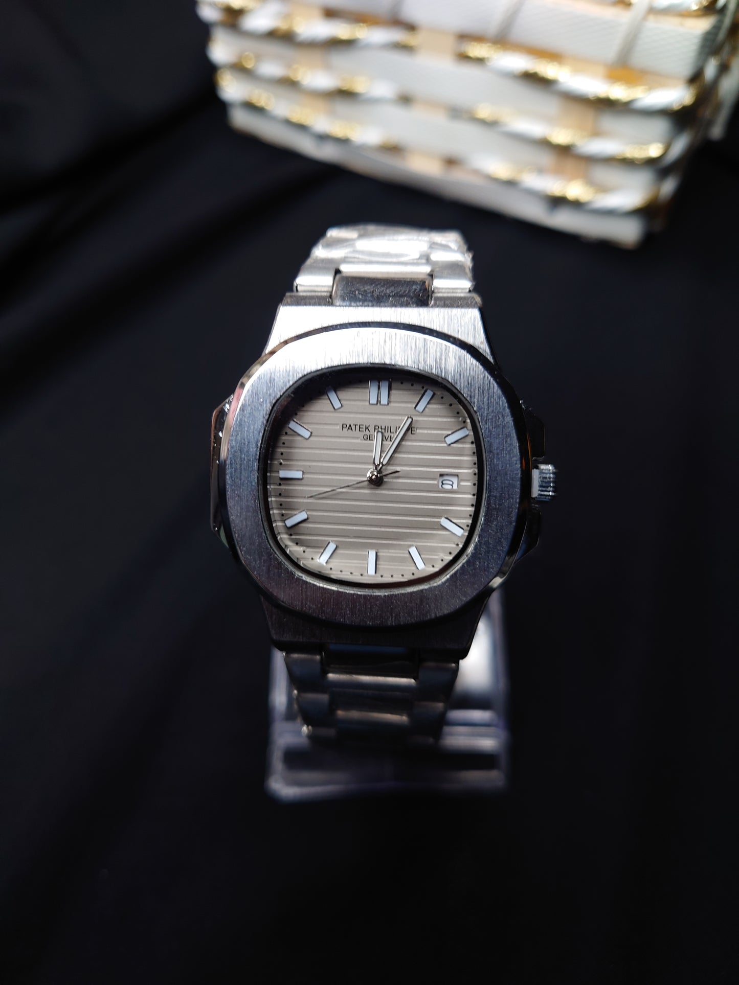 Patek Philippe Nautilus Grey Dial Stainless Steel Luxury Watch