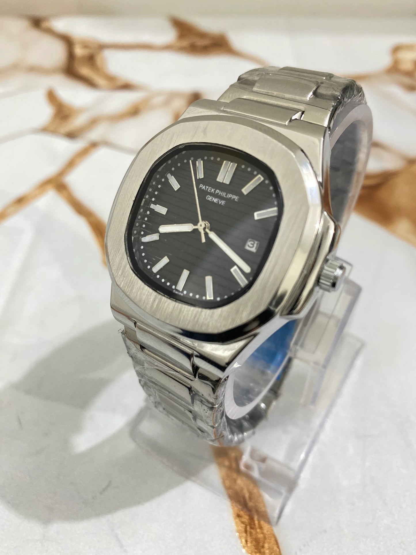 Patek Philippe Nautilus Black Dial Stainless Steel Luxury Watch